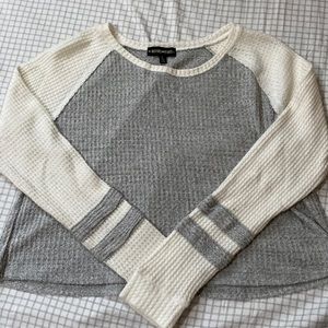 NWOT Lg Inspired Hearts Slightly Cropped top